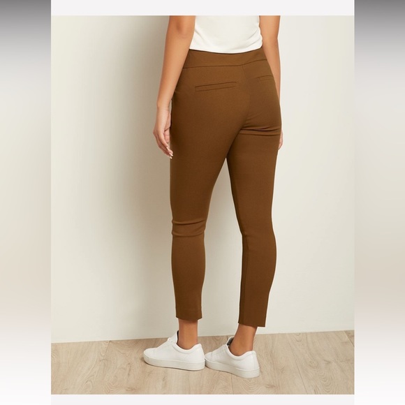 NWT High Waisted Legging Pant in Brown (RW&Co.) - Picture 2 of 7